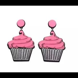 Delicious Glittering CUPCAKE Earrings.